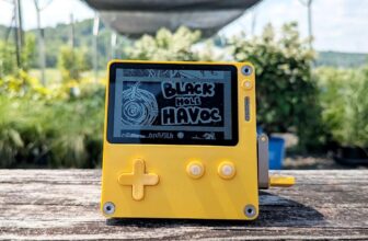 Taria & Como and Black Hole Havoc