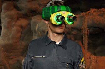 Spirit Halloween Has Made the Most Affordable ‘Jurassic Park’ Goggles Replica We’ve Seen