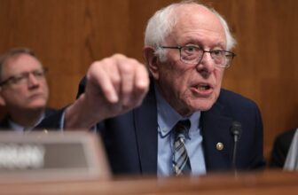 Bernie Sanders Likes Trump’s Plan for Government Taking Ownership in Tech Companies