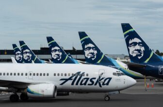 Alaska Air will offer Starlink in-flight internet starting next year