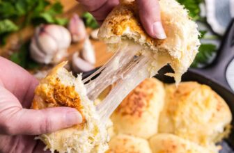 Cheesy Garlic Butter Pull Apart Rolls