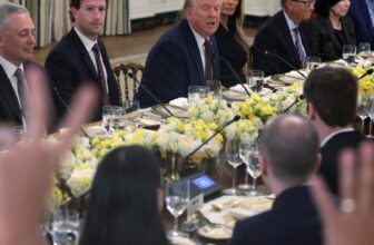 Big Tech Tells H-1B Workers Not to Leave Country Due to Trump’s New Policy