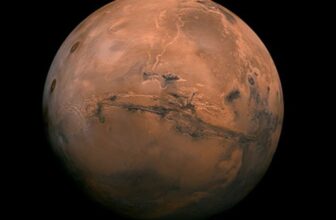 New Nuclear Rocket Concept Could Slash Mars Travel Time in Half